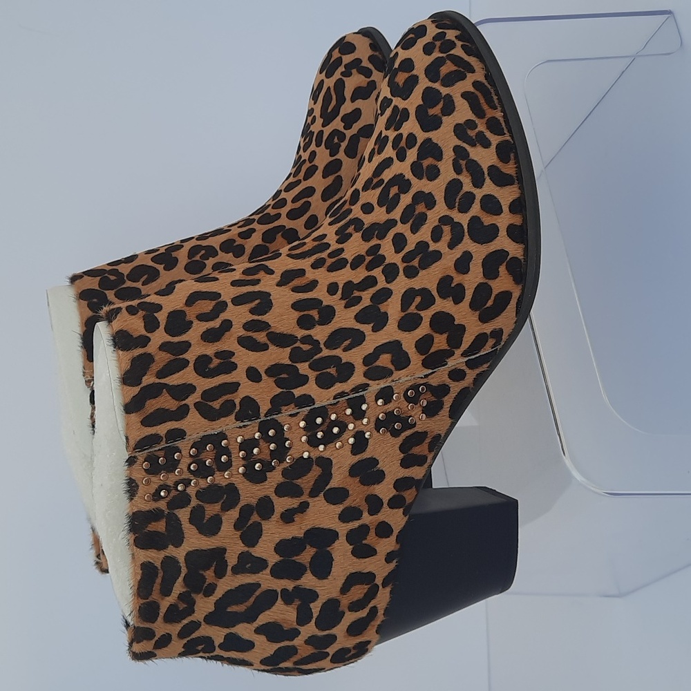 Vionic with Orthaheel Orthotic Leather Ankle Boots, Tan Leopard, Style - Georgia
